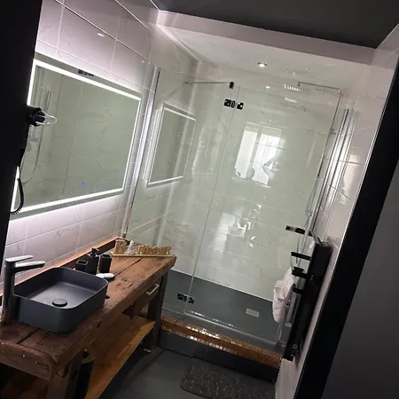 Lasuite Apartment